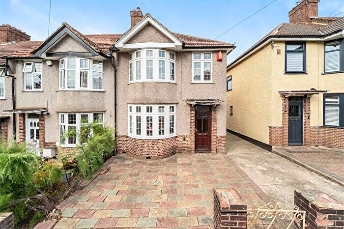3 Bedroom End Terrace House For Sale In Stillness Road, London, SE23
