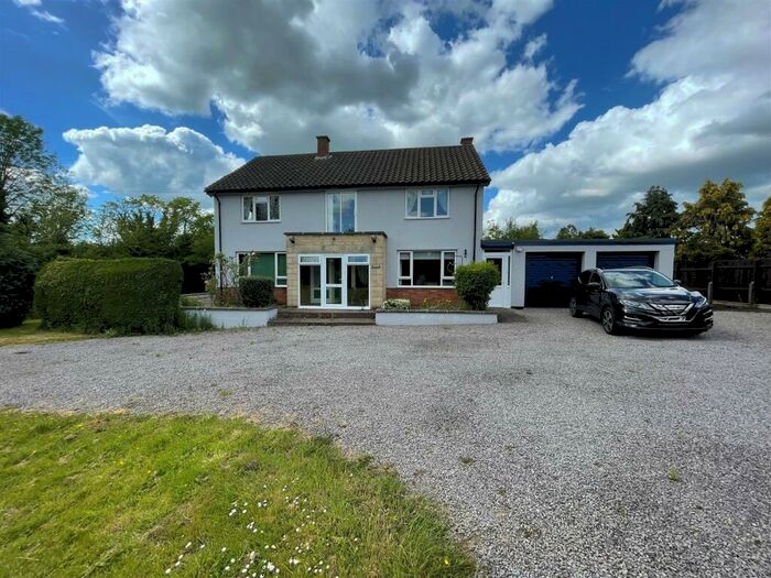 4 Bedroom Detached House To Rent In Woodlands Park, Quedgeley, GL2