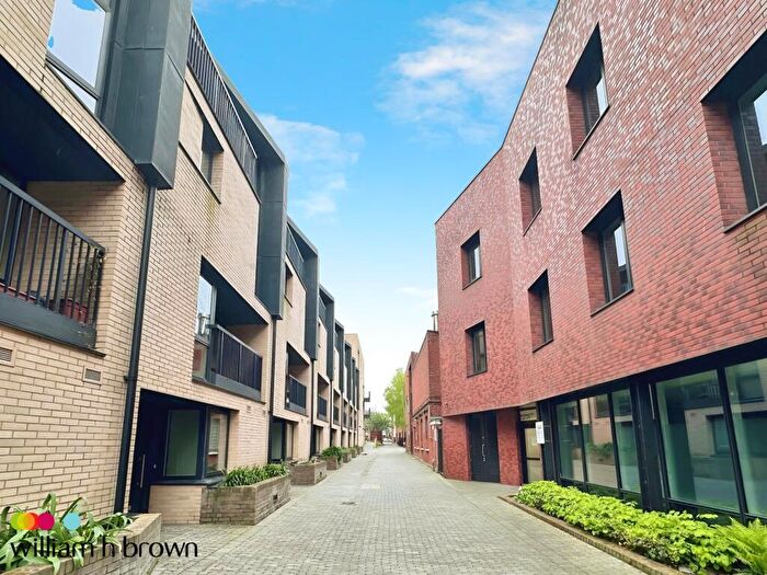 3 Bedroom House To Rent In Cannon Mews, Chelmsford, CM1