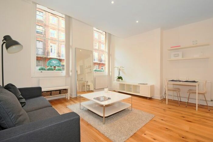 1 Bedroom Flat To Rent In Nottingham Place, London, W1U