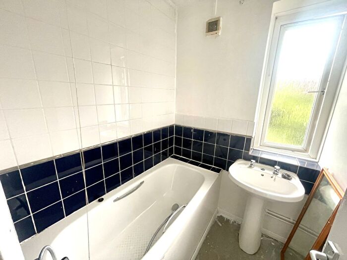 3 Bedroom Terraced House To Rent In Greenhill Gardens, Northolt, Greater London, UB5