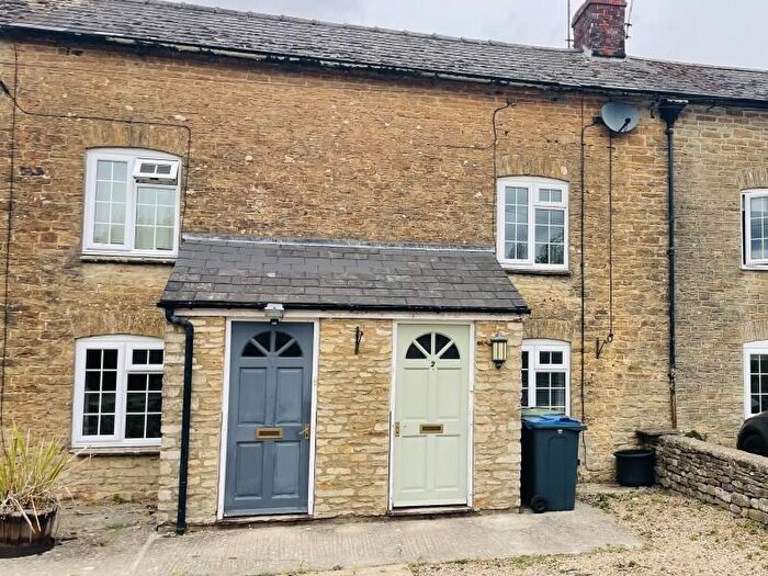 3 Bedroom Terraced House To Rent In Crudwell, SN16