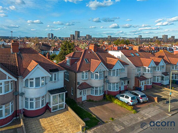 4 Bedroom Semi Detached House For Sale In Hillfield Avenue, Colindale, London, NW9