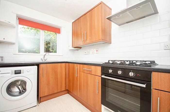 2 Bedroom Semi-Detached House For Sale In Unwin Close, Southampton, SO19