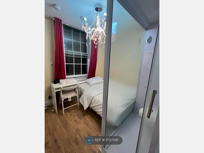 Studio To Rent In Craven Terrace, London, W2