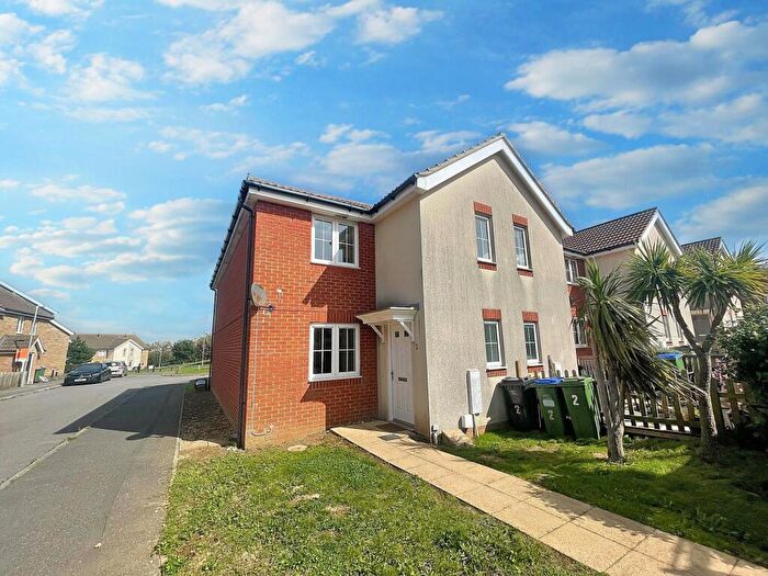 2 Bedroom Cluster House For Sale In Montreal Close, Peacehaven, BN10