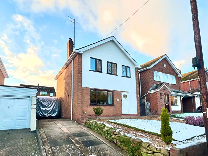 3 Bedroom Detached House For Sale In Cotwall End Road, Lower Gornal, DY3