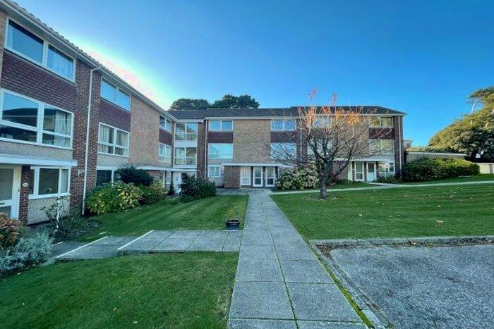 2 Bedroom Maisonette To Rent In Montagu Road, Christchurch BH23