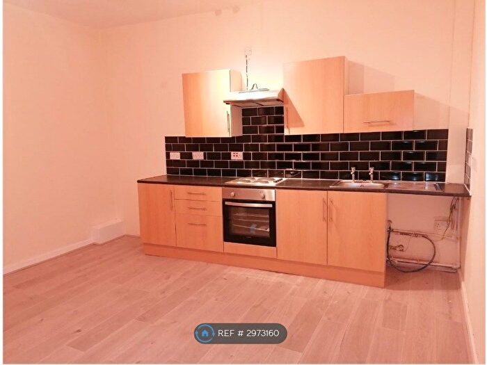 1 Bedroom Flat To Rent In County Road, Liverpool, L4