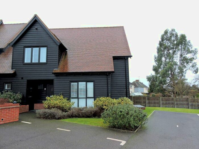 2 Bedroom Flat To Rent In Thomas Court, Felsted CM6