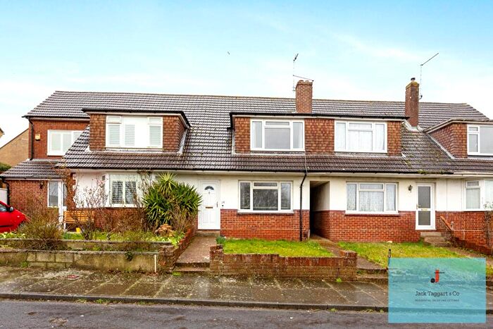 2 Bedroom House For Sale In Croft Drive, Portslade, Brighton, BN41