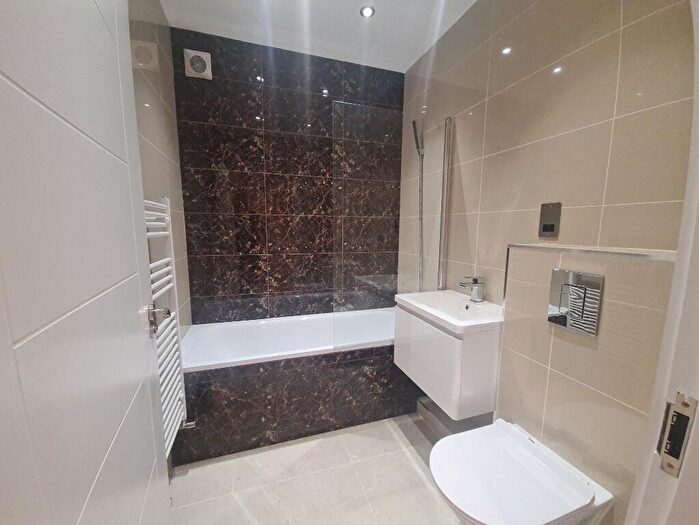 1 Bedroom Flat To Rent In High Street South, Dunstable, LU6