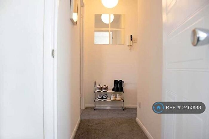 1 Bedroom Flat To Rent In Maplin Park, Slough, SL3