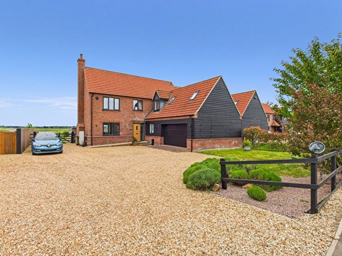 5 Bedroom Detached House For Sale In The Drove, Barroway Drove, Downham Market, PE38