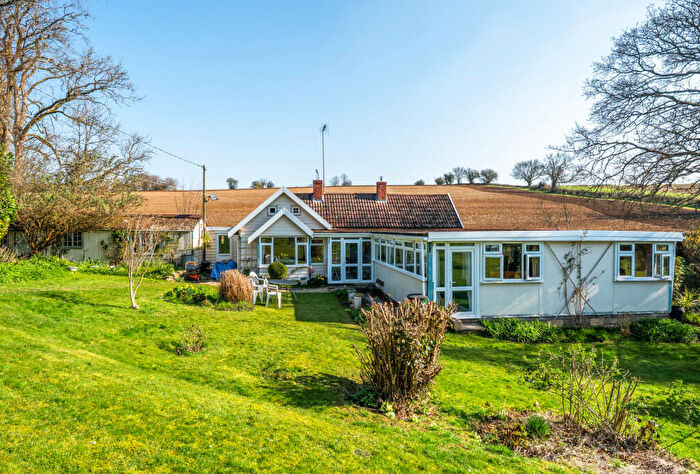 4 Bedroom Bungalow For Sale In Whiteway, Stroud, Gloucestershire, GL6