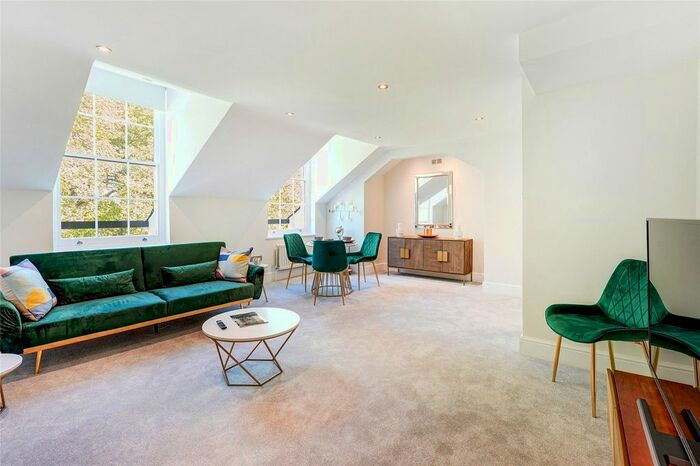 2 Bedroom Flat To Rent In Bolton Gardens, London, SW5