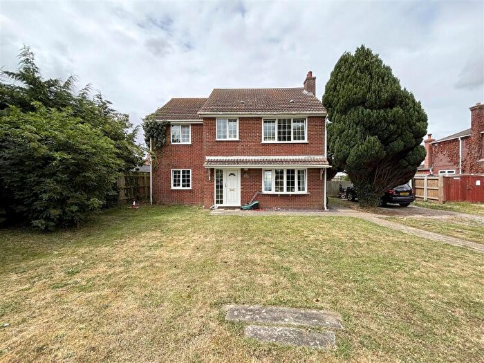 5 Bedroom Detached House For Sale In Eau Bank, North Somercotes, LN11