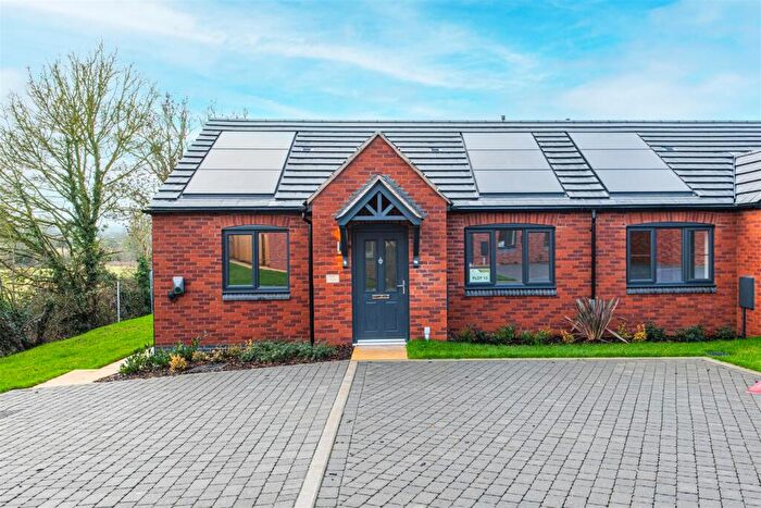 2 Bedroom Bungalow For Sale In Ahern Close, Bozeat, Wellingborough, NN29