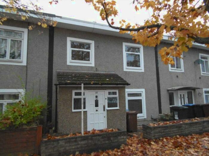 4 Bedroom House To Rent In Shallcross Crescent, Hatfield, AL10