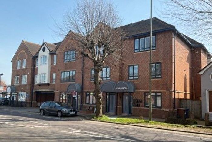 1 Bedroom Flat To Rent In Meadrow, Godalming, GU7
