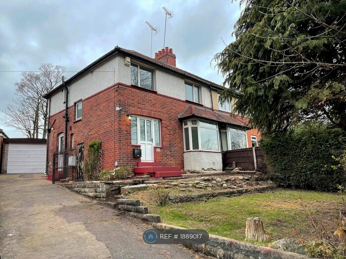 3 Bedroom Semi-Detached House To Rent In Ring Road, Moortown, Leeds, LS17
