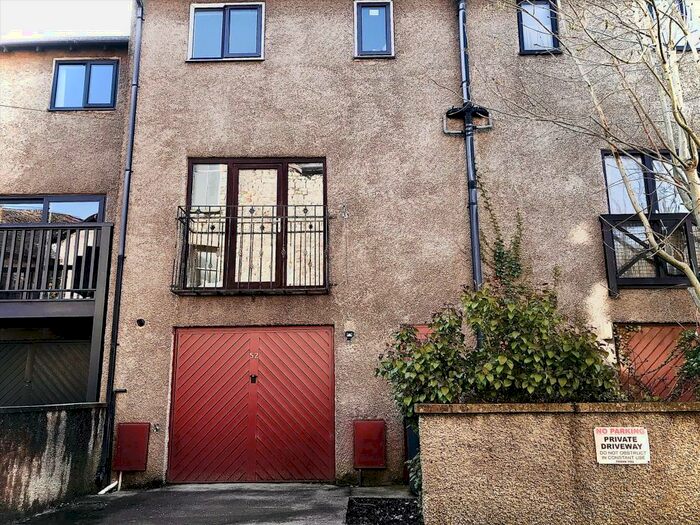 3 Bedroom House To Rent In Lancaster Road, Carnforth, LA5