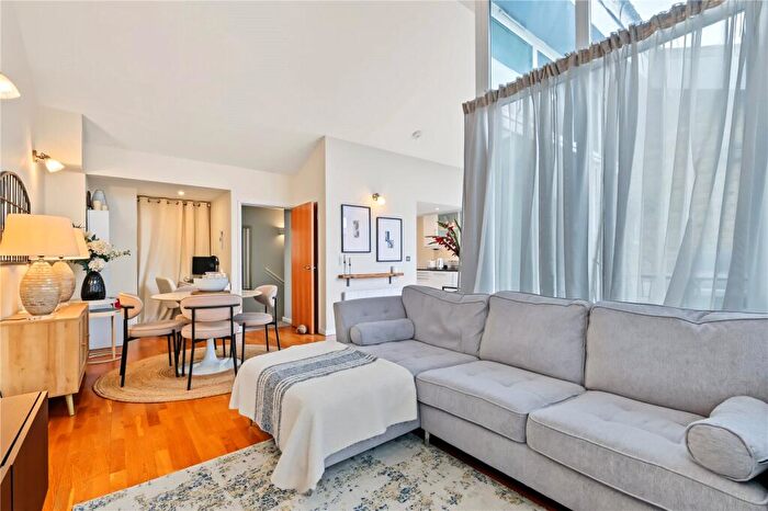 2 Bedroom Apartment For Sale In The Grainstore, Royal Victoria Dock, E16