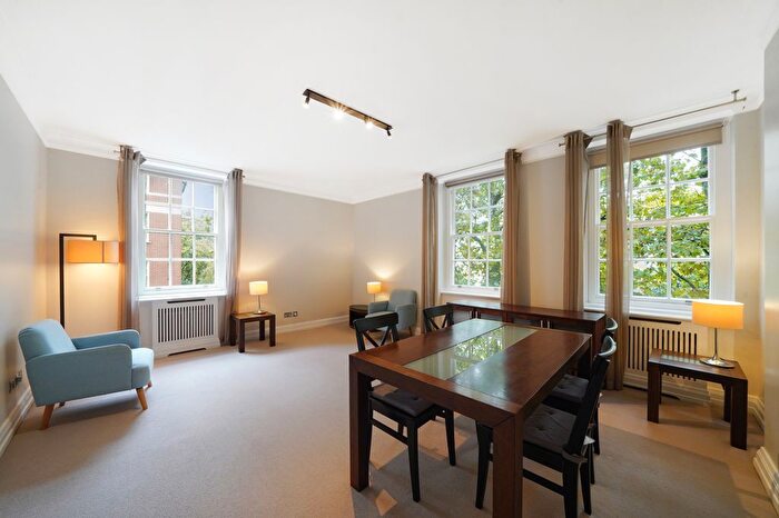 2 Bedroom Flat To Rent In Eyre Court, - Finchley Road, NW8