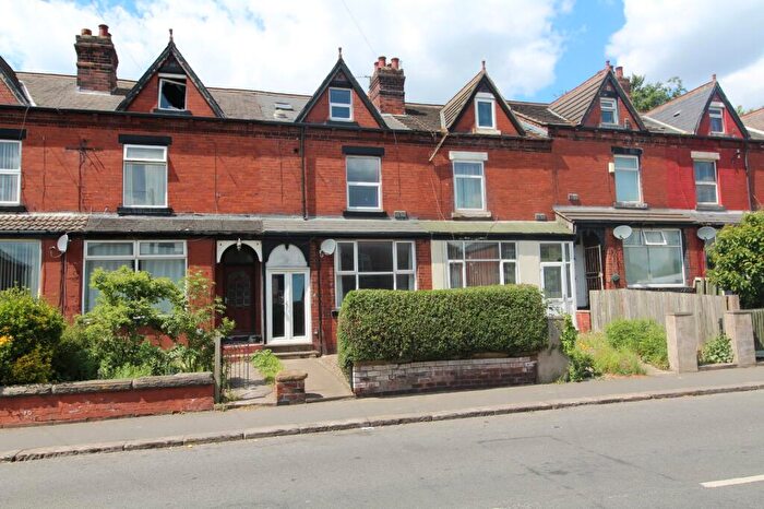 4 Bedroom Terraced House To Rent In Osmondthorpe Lane, Leeds, West Yorkshire, LS9