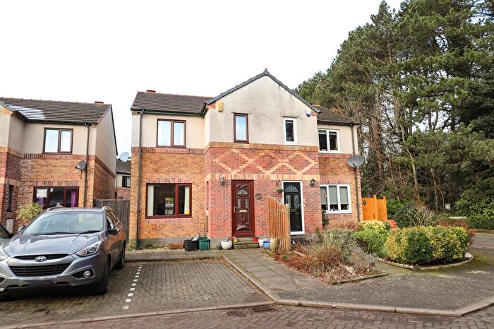 3 Bedroom Semi-Detached House For Sale In Wray Court, Beaumont Park, Lancaster, LA1