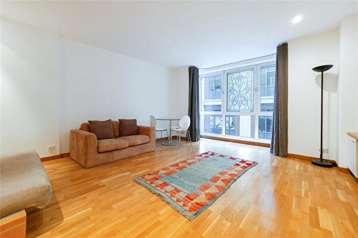 Studio To Rent In Hosier Lane, London, EC1A