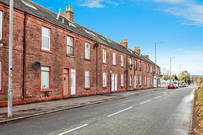 2 Bedroom Maisonette For Sale In Dillichip Terrace, Alexandria, G83