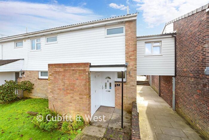3 Bedroom End Of Terrace House For Sale In Apsley Court, Crawley, West Sussex, RH11