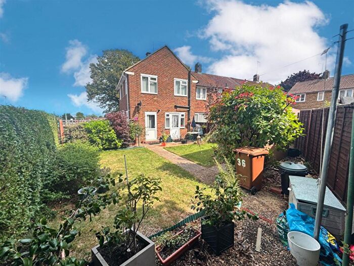 2 Bedroom End Of Terrace House For Sale In Charing Road, Gillingham, ME8