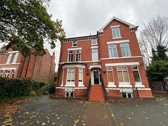 2 Bedroom Flat To Rent In Flat Whitelow Lodge, Whitelow Road, Chorlton, M21