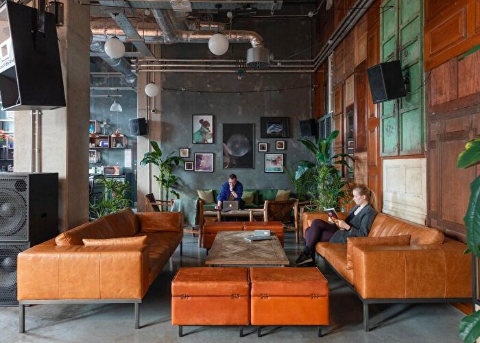 Studio To Rent In Old Oak Lane, London, NW10