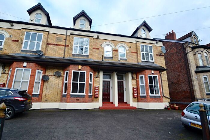 2 Bedroom Flat To Rent In Mayfield Road, Manchester, M16