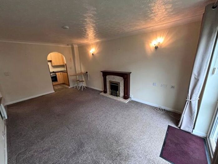 1 Bedroom Flat To Rent In St. Helens Road, Swansea, SA1