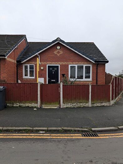 2 Bedroom Bungalow To Rent In Oakdale Road, Wallasey, CH44