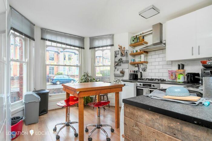 4 Bedroom Flat To Rent In Northwold Road, London, E5
