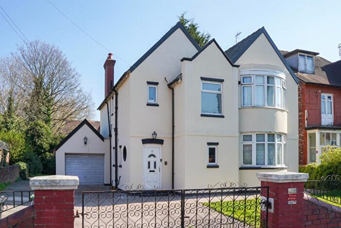 4 Bedroom Detached House For Sale In Wellington Crescent, Old Trafford, M16