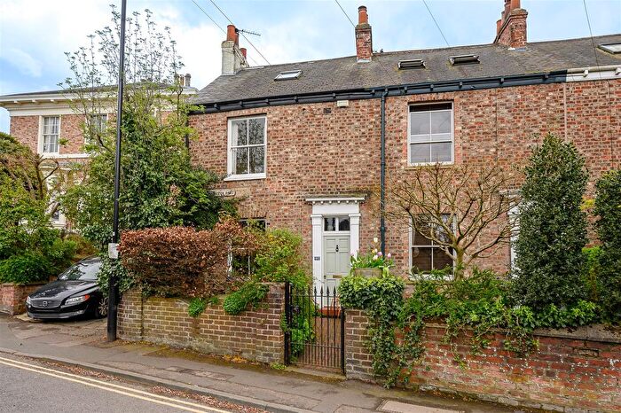 4 Bedroom End Terrace House For Sale In Heslington Road, York, YO10