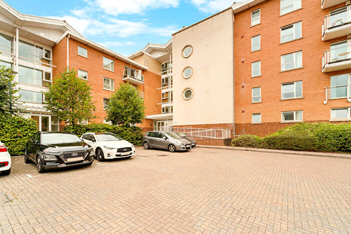 1 Bedroom Flat For Sale In Lisbon House, Taliesin Court, Century Wharf, Cardiff Bay, Cardiff, CF10