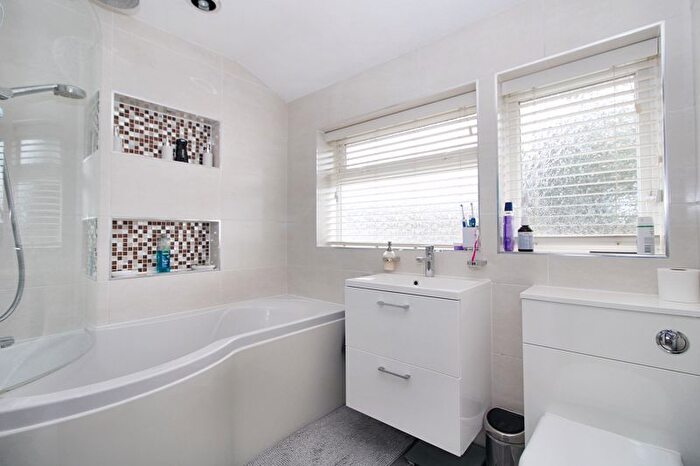 3 Bedroom End Of Terrace House For Sale In Firs Close, Hazlemere, High Wycombe, HP15
