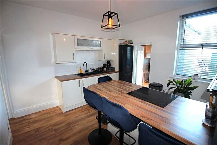 2 Bedroom End Of Terrace House To Rent In Robin Lane, Beighton, Sheffield, S20