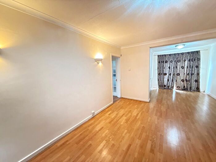 3 Bedroom Terraced House To Rent In Kings Road, Harrow, Greater London, HA2