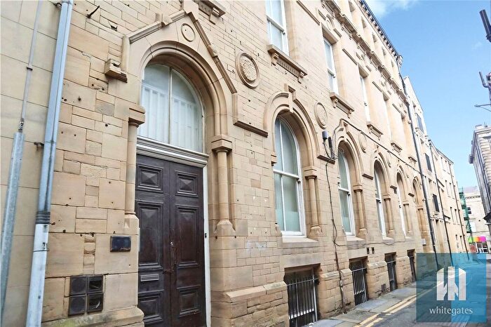 1 Bedroom Flat To Rent In Chancery Lane, Town Centre, Huddersfield, HD1