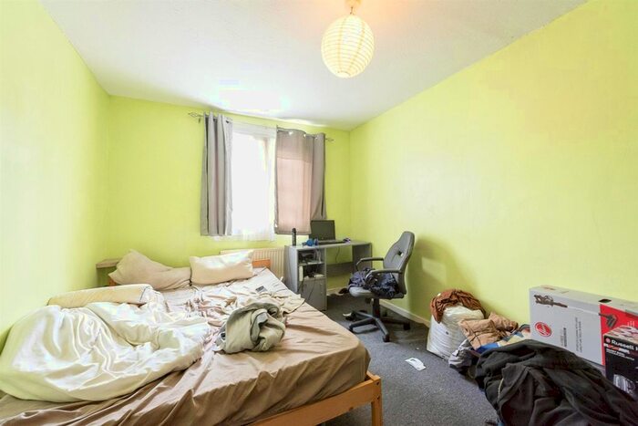 3 Bedroom Terraced House For Sale In Elm Road, Thetford, IP24