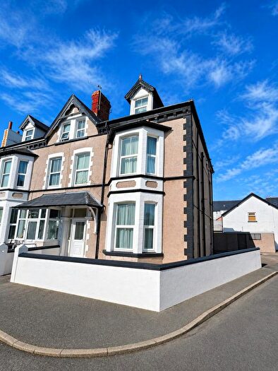Studio To Rent In Caroline Road, Llandudno, LL30