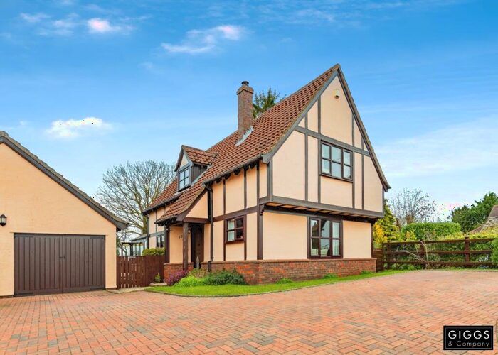 3 Bedroom Detached House For Sale In High Street, Great Paxton, PE19